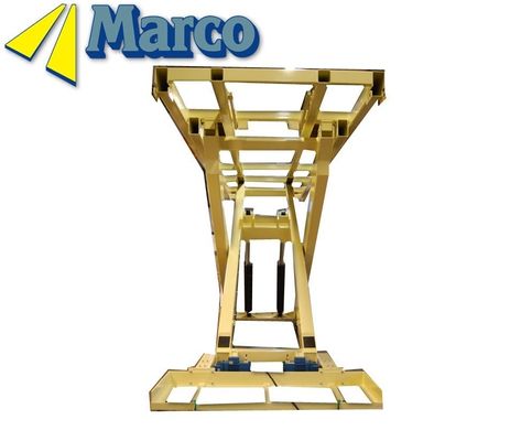 Verticale hydraulische schaarheftafel met een capaciteit van 18000 kg en een hefkracht van 2800 mm